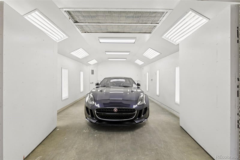 2100 Routt St, Lakewood, CO 80215