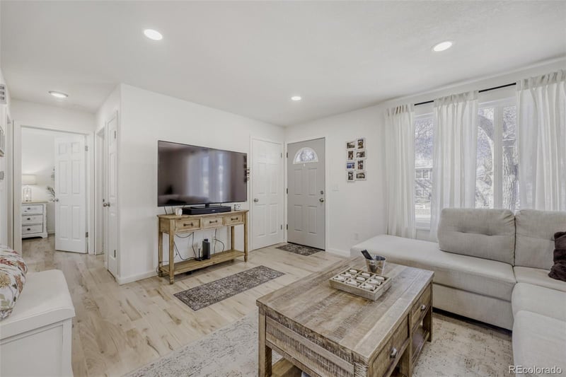 3422 114th Dr, Thornton, CO 80233