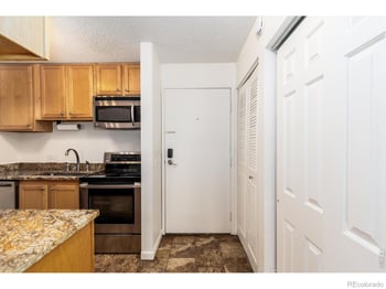 3250 Oneal Cir #H17, Boulder, CO 80301