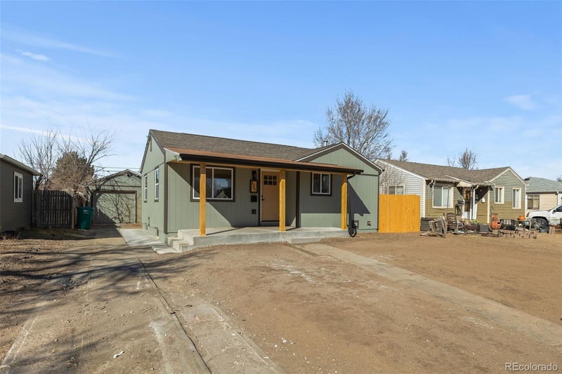 1757 Dallas St, Aurora, CO 80010