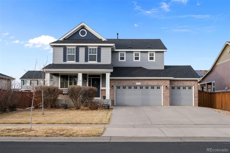 25183 2nd Ave, Aurora, CO 80018
