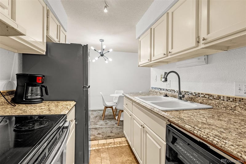 7755 Quincy Ave #107, Denver, CO 80237