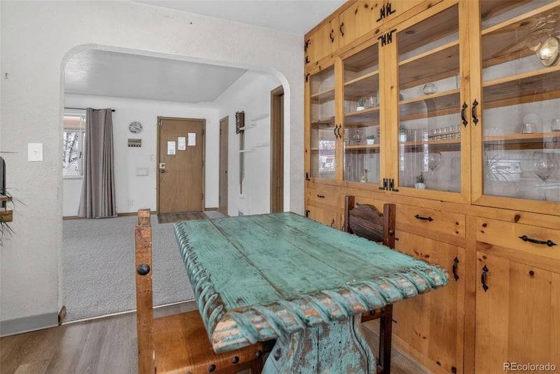 1095 Kramer Ct, Aurora, CO 80010