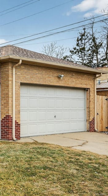 1095 Kramer Ct, Aurora, CO 80010