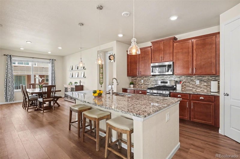 22861 Chenango Dr, Aurora, CO 80015