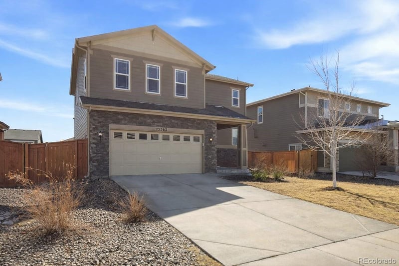 25562 Bayaud Pl, Aurora, CO 80018