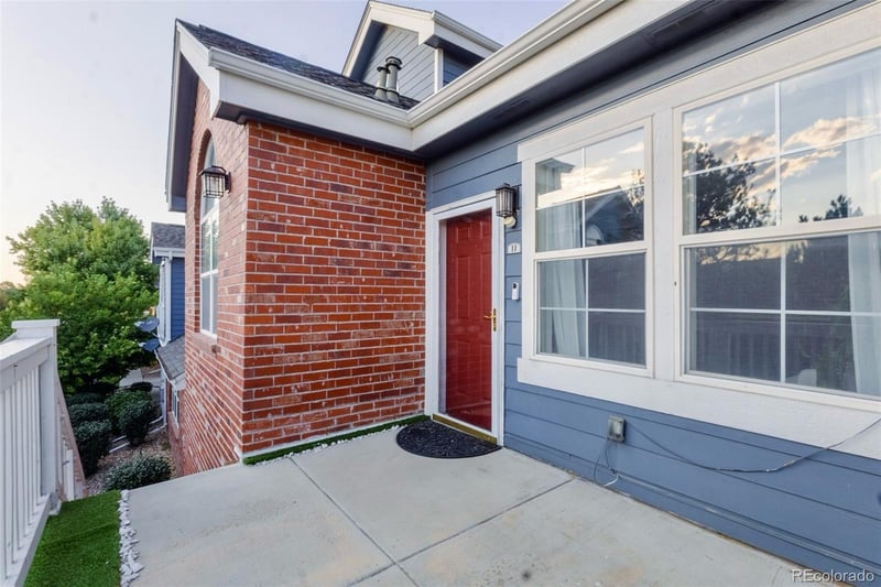 16332 Fremont Ave #11, Aurora, CO 80016
