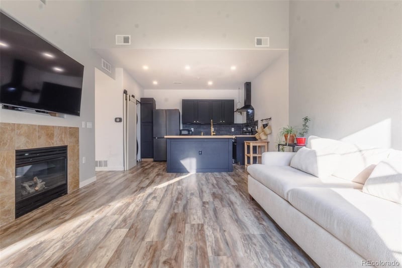16332 Fremont Ave #11, Aurora, CO 80016