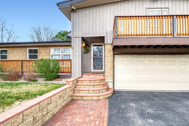 850 Holland St, Lakewood, CO 80215