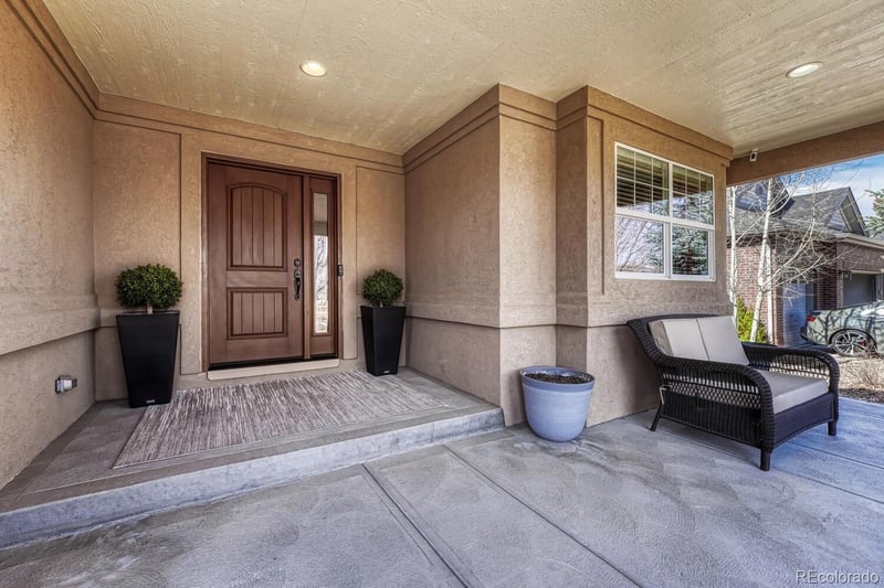 26814 Mineral Dr, Aurora, CO 80016