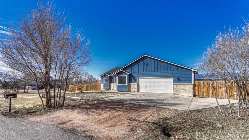 9375 Bar B Rd, Fountain, CO 80817