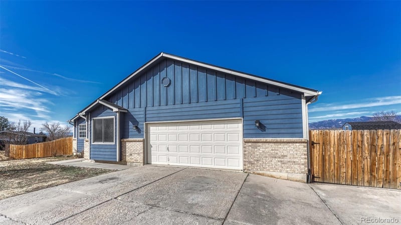 9375 Bar B Rd, Fountain, CO 80817