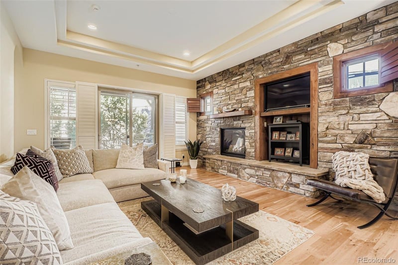 4363 Chateau Ridge Ln, Castle Rock, CO 80108