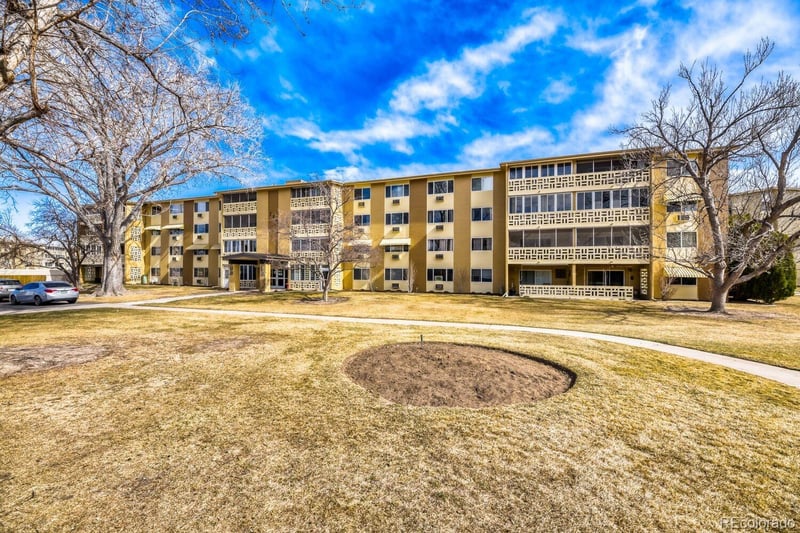 620 Alton Way #12A, Denver, CO 80247