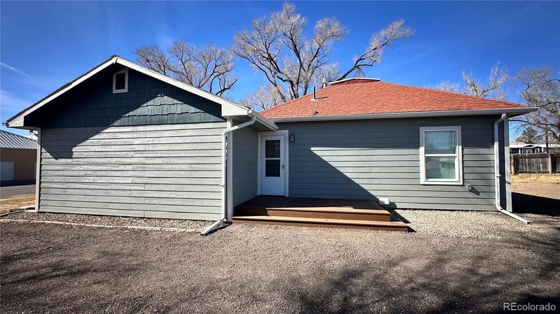 215 6th St, Hugo, CO 80821
