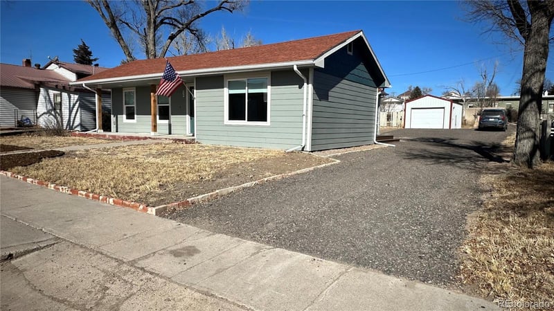 215 6th St, Hugo, CO 80821