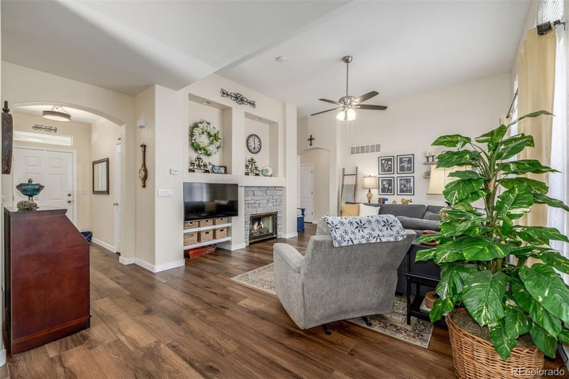 5137 Mt St Vrain Ave, Longmont, CO 80504