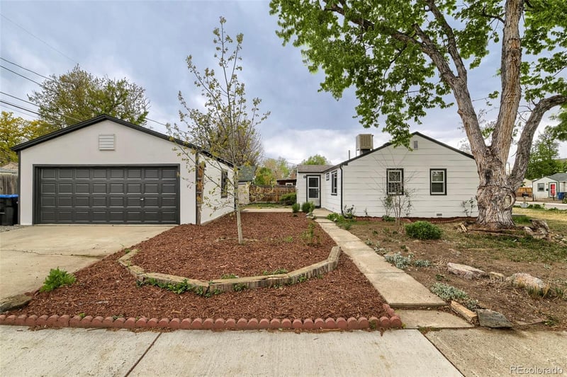 6910 Reno Dr, Arvada, CO 80002