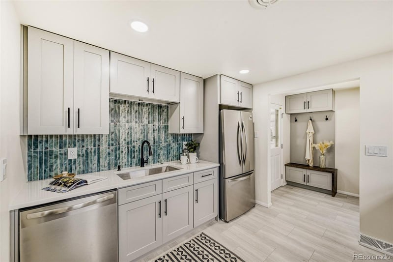 6910 Reno Dr, Arvada, CO 80002