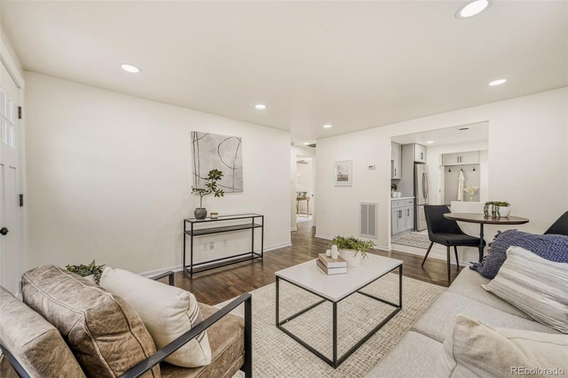 6910 Reno Dr, Arvada, CO 80002