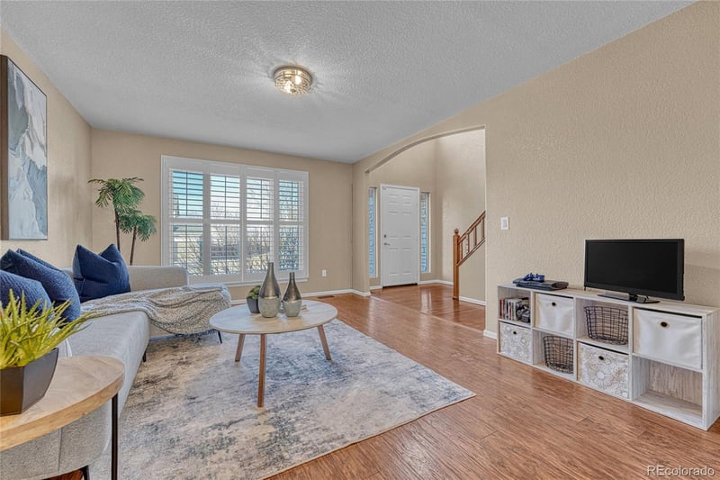 19540 Crestridge Cir, Centennial, CO 80015