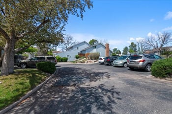 6937 Knolls Way, Centennial, CO 80122