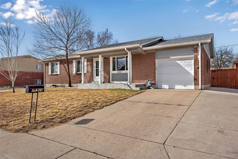 11919 Lavinia Ln, Northglenn, CO 80233