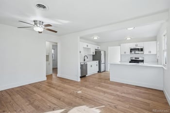 936 Meade , Denver, CO 80204