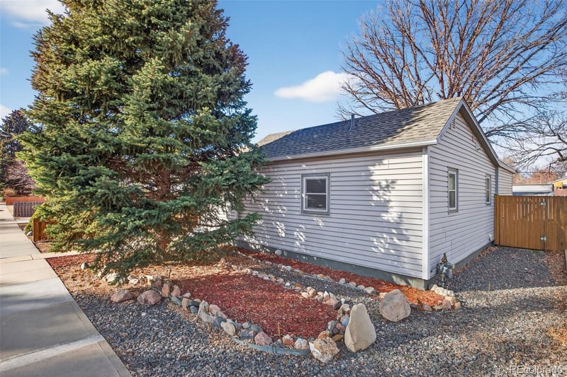 4857 Logan St, Englewood, CO 80113