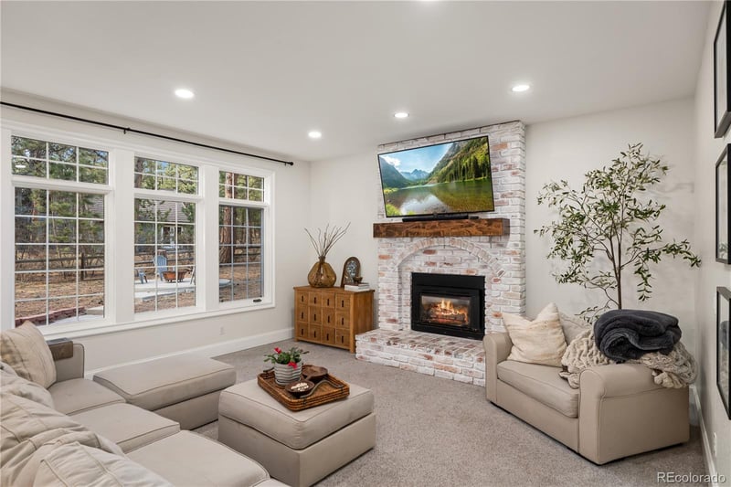 50 Long Bow Cir, Monument, CO 80132