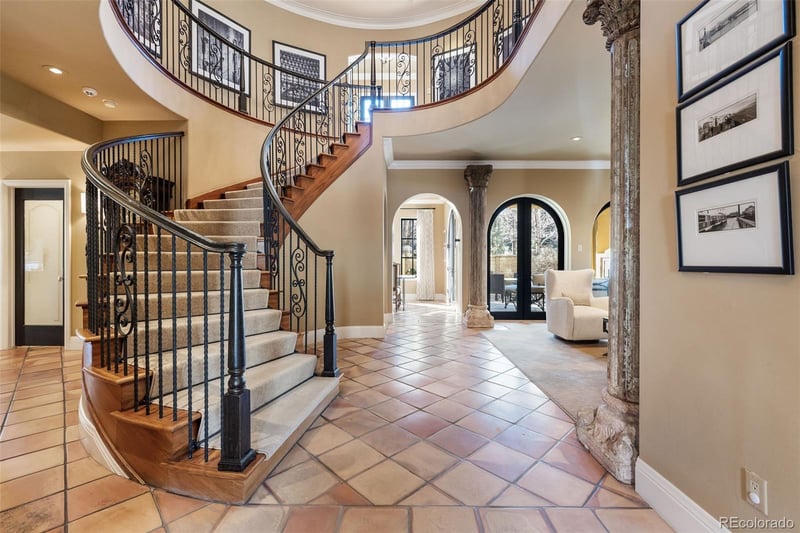 100 University Blvd #8, Denver, CO 80209