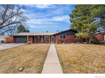 835 Hillside Ct, Longmont, CO 80501