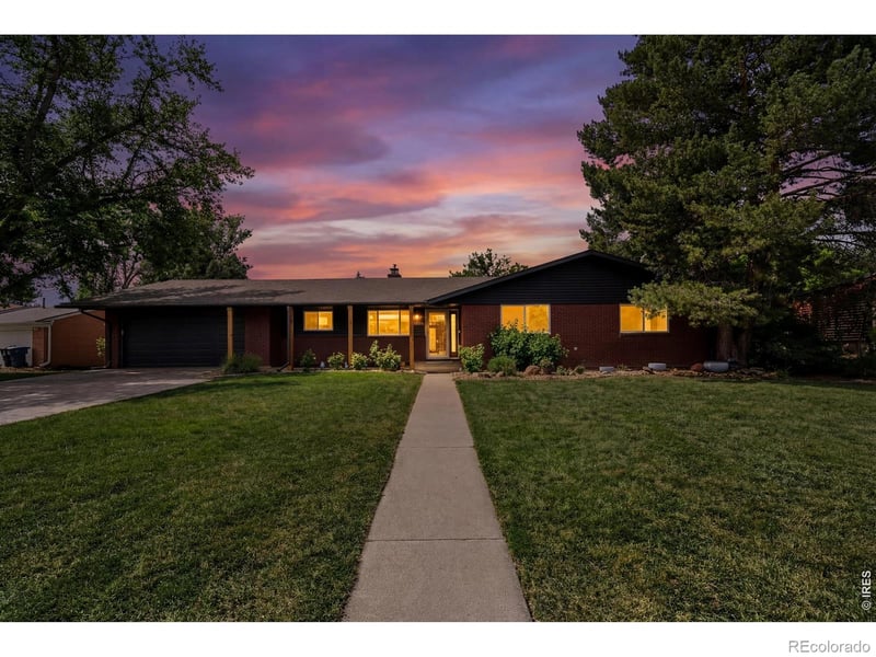 835 Hillside Ct, Longmont, CO 80501
