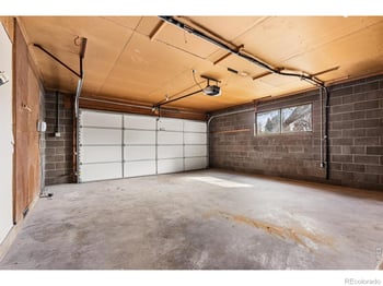 835 Hillside Ct, Longmont, CO 80501