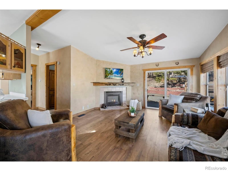 165 Valley Rd, Lyons, CO 80540