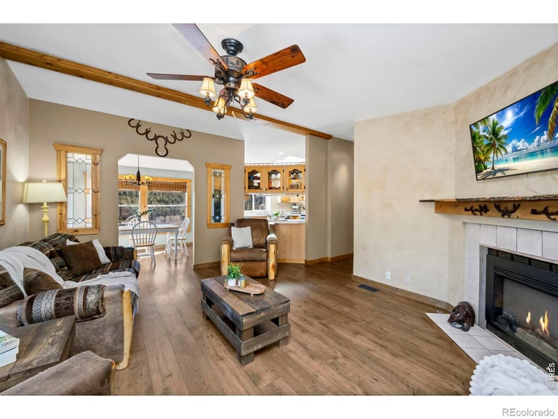 165 Valley Rd, Lyons, CO 80540