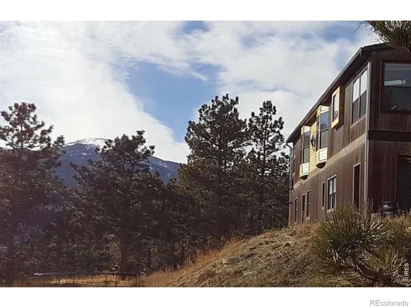 165 Valley Rd, Lyons, CO 80540