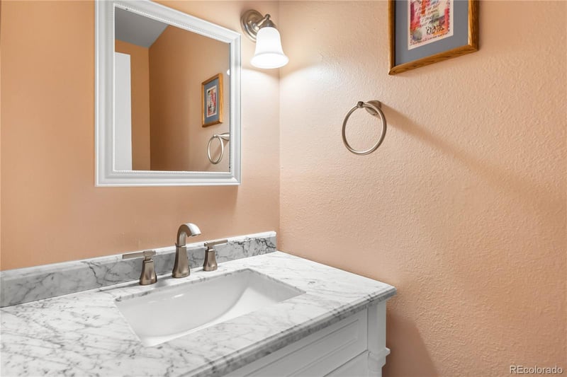 488 Highline Cir, Centennial, CO 80122