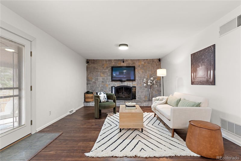 7063 Warren Dr, Denver, CO 80224