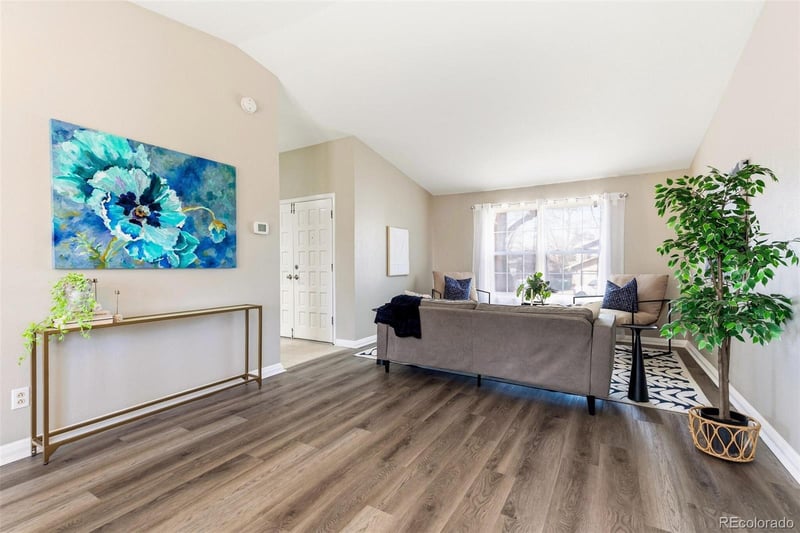 824 Lewis St, Lakewood, CO 80226