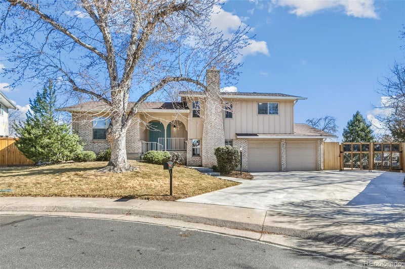 824 Lewis St, Lakewood, CO 80226