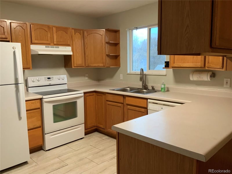 740 11th St, Meeker, CO 81641