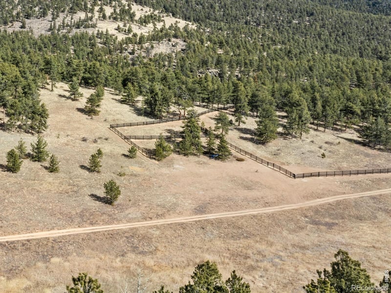 17667 Highway 7 , Lyons, CO 80540
