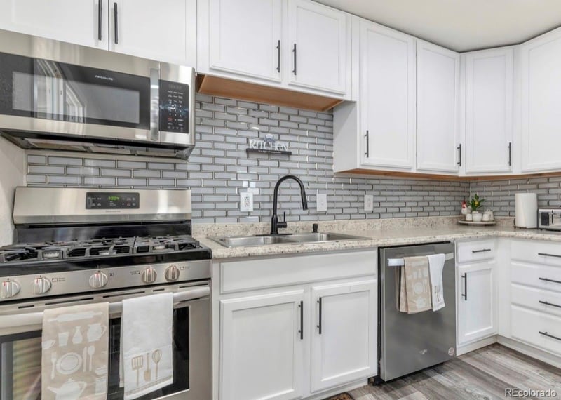 9271 Travis St, Thornton, CO 80229