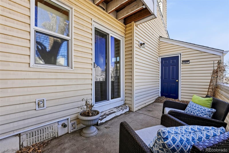 17246 Ford Dr, Aurora, CO 80017