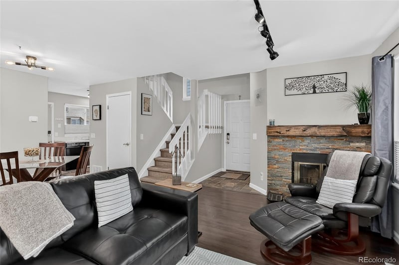 889 Summer Dr #14, Highlands Ranch, CO 80126