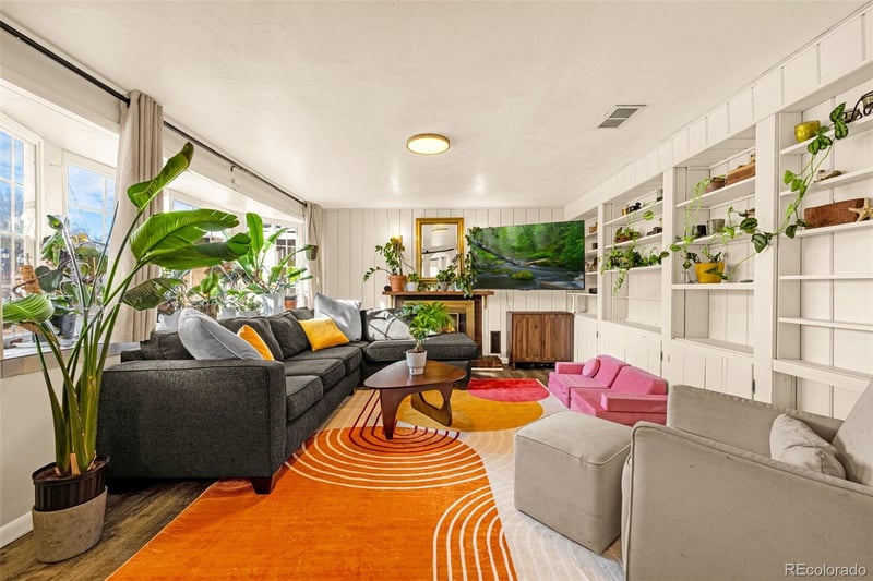 1041 Market St, Colorado Springs, CO 80904