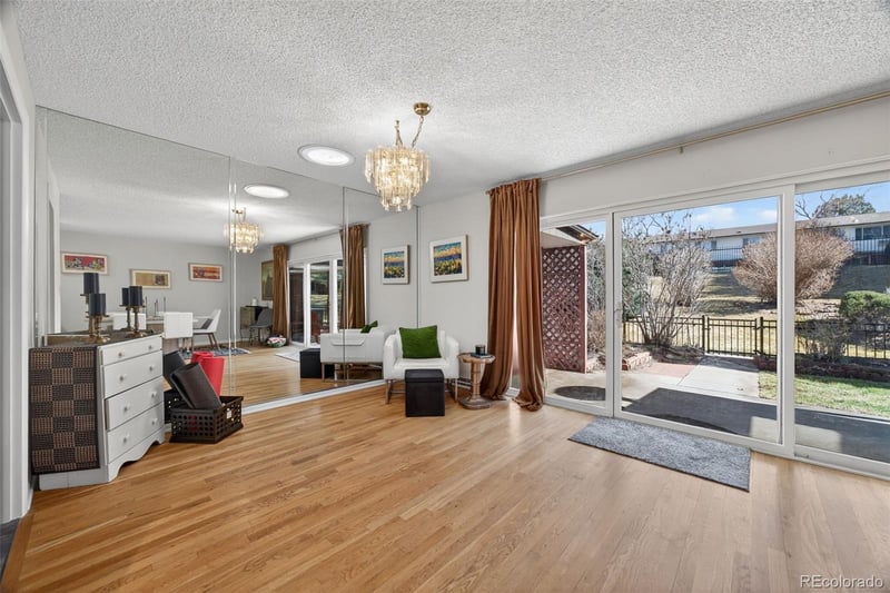 2284 Sherman St, Denver, CO 80210