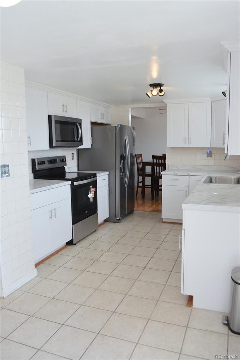 2087 Quintero St, Aurora, CO 80013