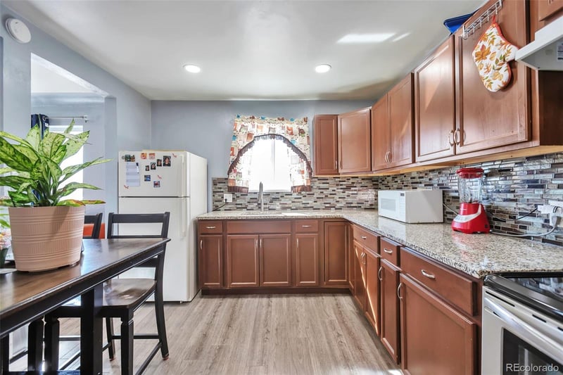 6881 74th Ave, Commerce City, CO 80022